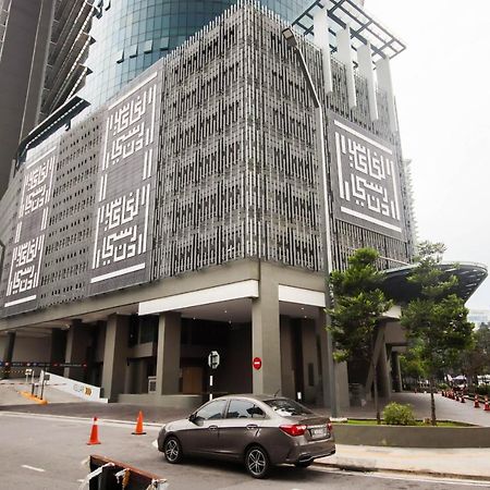 Appartement Legasi Kampung Baru By Airhost à Kuala Lumpur Extérieur photo