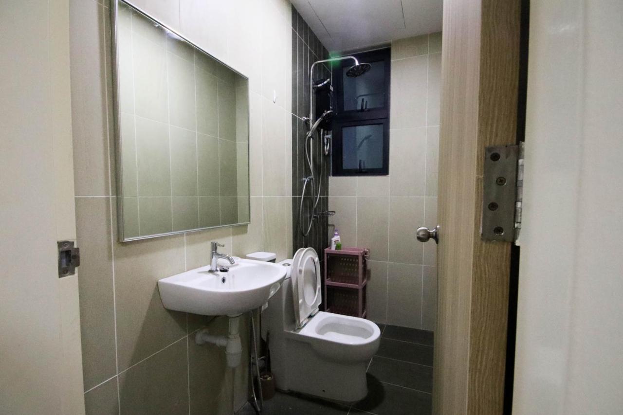 Appartement Legasi Kampung Baru By Airhost à Kuala Lumpur Extérieur photo
